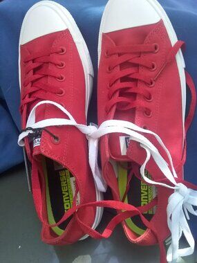 Converse mens athletic shoes